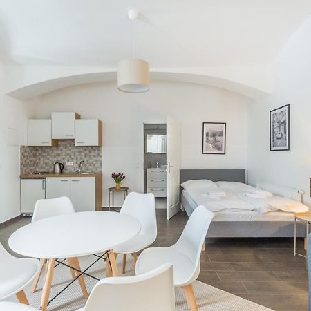 Ferienwohnung Free Parking I 458 Mbitwifi I Kingsize Bed Wien Exterior foto